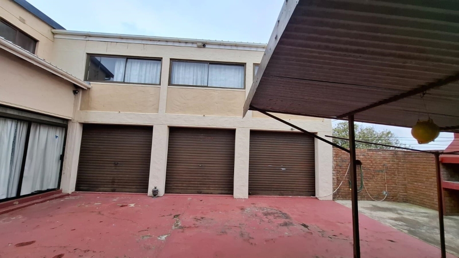 5 Bedroom Property for Sale in Witsand Western Cape